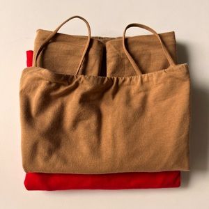 Everlane Tops. 2 Cropped Square-neck Cami. Size S in colors Brown/Camel & Red